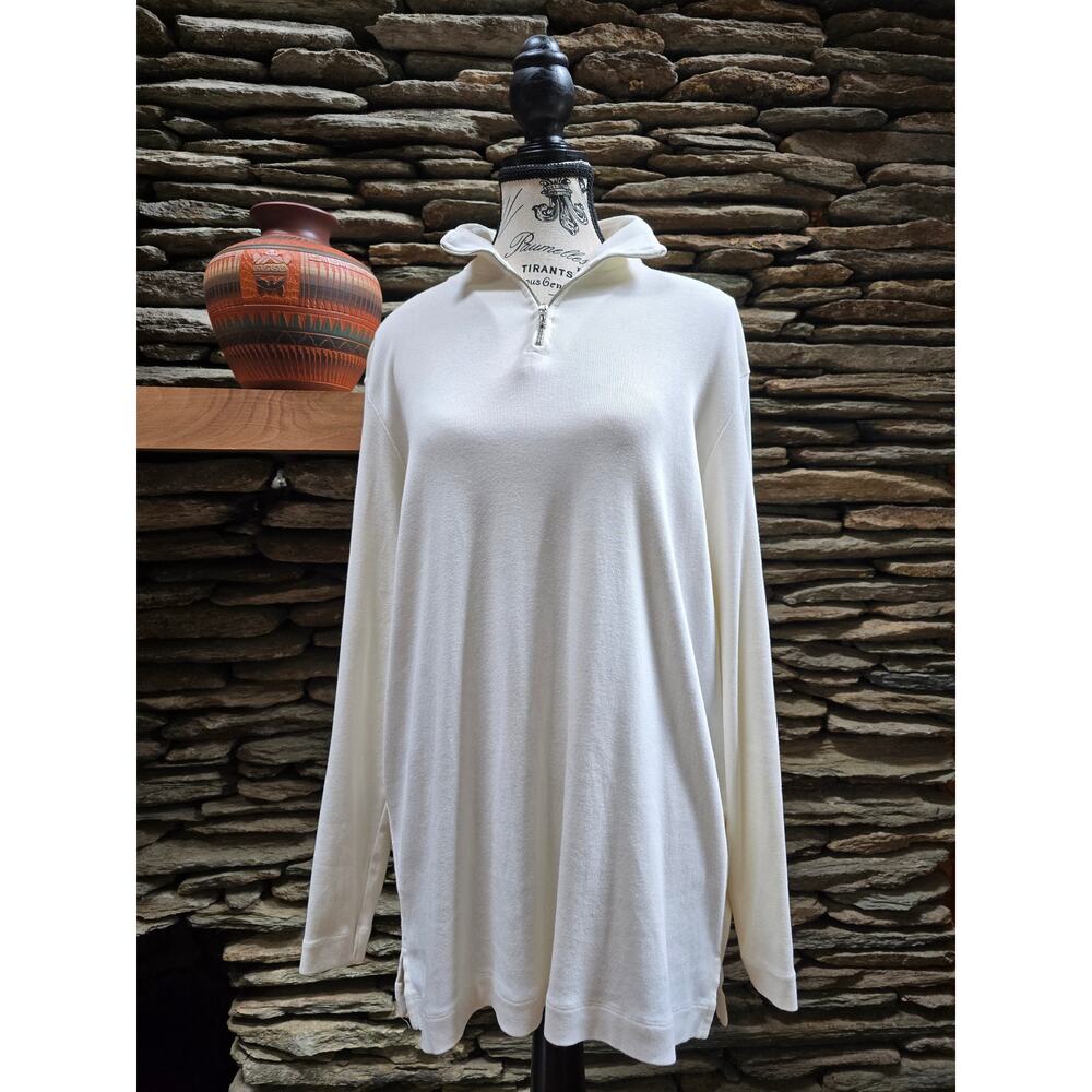 Size M Land's End White Quarter zip